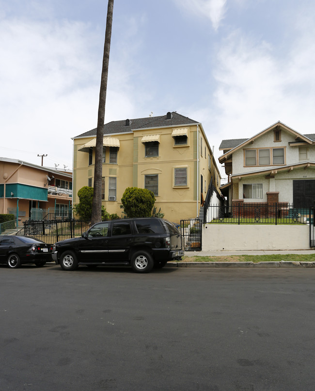 904-906 S Kingsley Dr in Los Angeles, CA - Foto de edificio - Building Photo