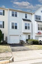 2534 Logan Wood Dr in Herndon, VA - Building Photo - Building Photo