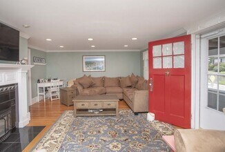 63 Glades Rd in Scituate, MA - Building Photo - Building Photo