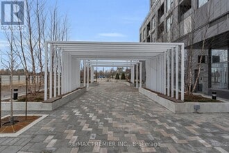 498 Caldari Rd in Vaughan, ON - Building Photo - Building Photo