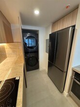 1717 N Bayshore Dr, Unit A-2539 in Miami, FL - Building Photo - Building Photo