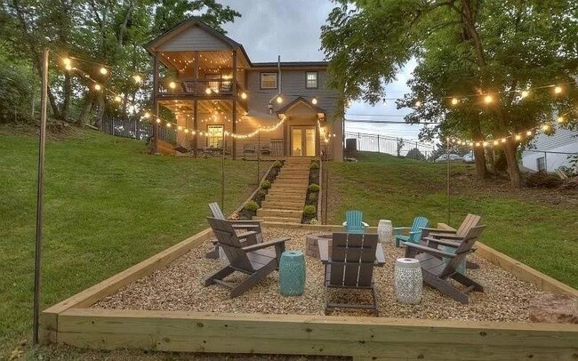 529 E 2nd St in Blue Ridge, GA - Building Photo - Building Photo