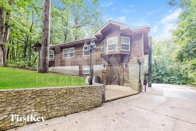 property at 3896 Chattahoochee Dr