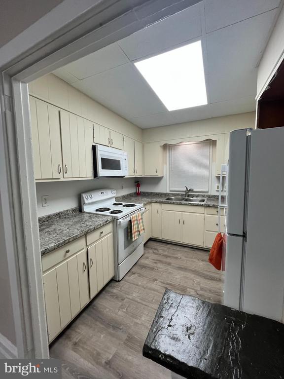 44 E 2nd St in Pottstown, PA - Building Photo - Building Photo