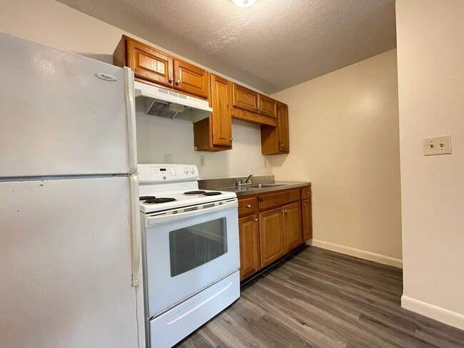 property at 173 Loudon Rd