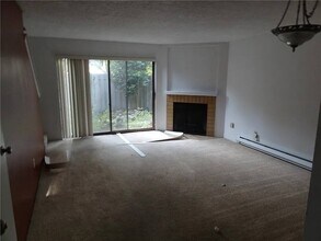 4024 S 158th St, Unit 2 in Tukwila, WA - Building Photo - Building Photo