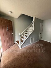 298 Letourneau Dr in Toccoa, GA - Building Photo - Building Photo