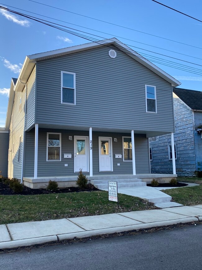 219 Washington St, Unit B