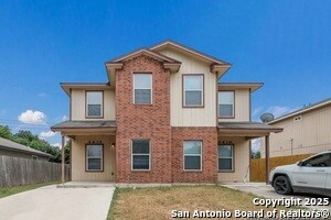 4616 Swann Ln in San Antonio, TX - Building Photo
