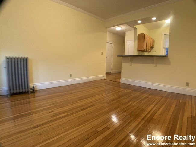 120 Peterborough St in Boston, MA - Building Photo - Building Photo