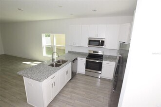 458 Lake Shore Pkwy in Davenport, FL - Building Photo - Building Photo