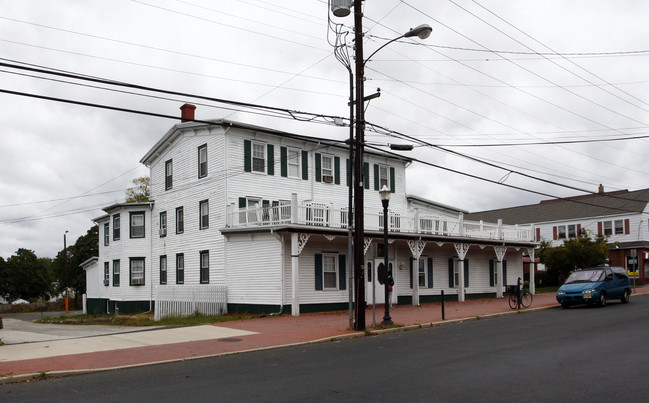 The Washington Hotel in Williamstown, NJ - Foto de edificio - Building Photo