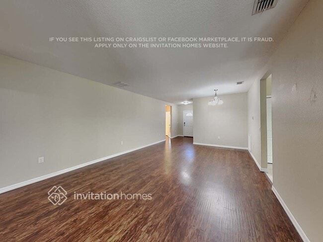 2443 Longworthy Rd in North Port, FL - Building Photo - Building Photo