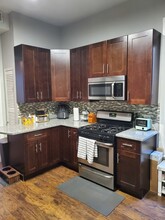 1528 N Ashland Ave in Chicago, IL - Building Photo - Building Photo