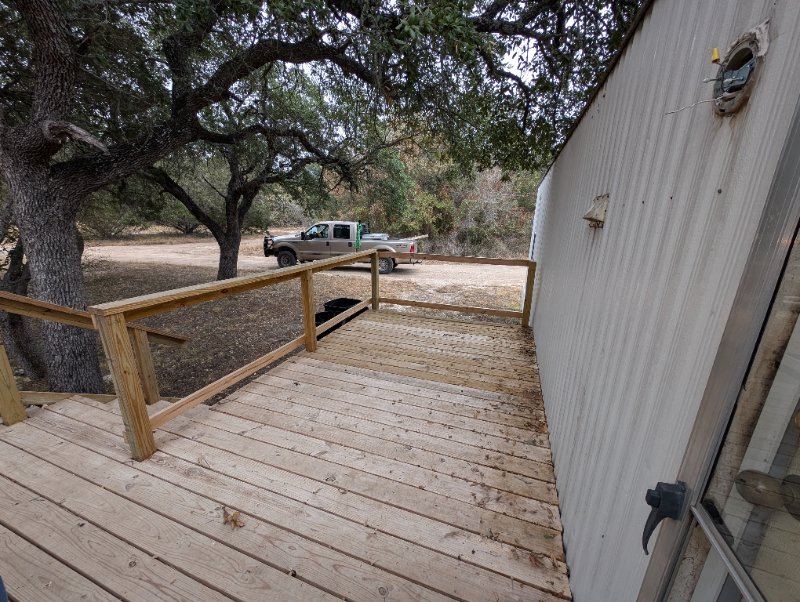 359 P R 4362 in Lampasas, TX - Building Photo