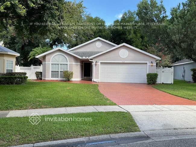 4422 Weeping Willow Cir in Casselberry, FL - Foto de edificio - Building Photo