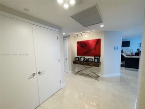 17001 Collins Ave in Sunny Isles Beach, FL - Building Photo - Building Photo