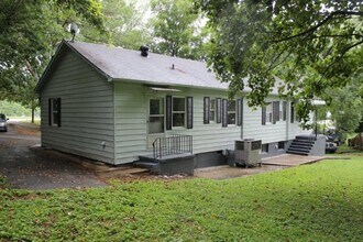 160 N Illinois Ave in Oak Ridge, TN - Building Photo - Building Photo