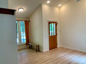 19140 Laurel Dr in Los Gatos, CA - Building Photo - Building Photo