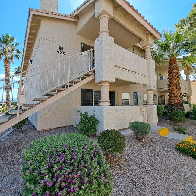 property at 929 Sulphur Springs Ln