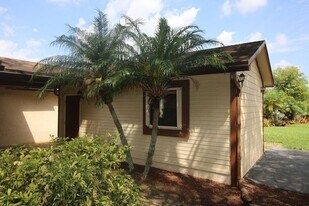 15512 SW 142nd Ct, Unit Studio Unit