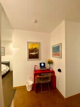 1414 12th Ave, Unit 515 in Seattle, WA - Building Photo - Building Photo