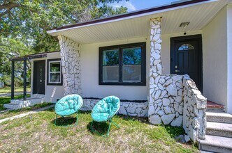 5325 8th Ave S in Gulfport, FL - Building Photo - Building Photo