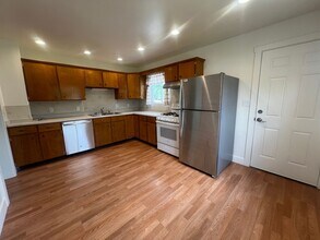 345 E 400 N in Tooele, UT - Building Photo - Building Photo