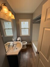 31 N Shirley St in Pontiac, MI - Building Photo - Building Photo