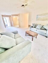 4105 La Pasida Ln in New Port Richey, FL - Building Photo