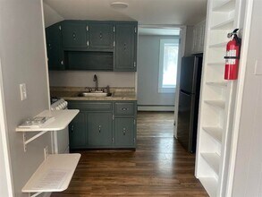 49 Terrill St, Unit 3 in Rutland, VT - Building Photo - Building Photo
