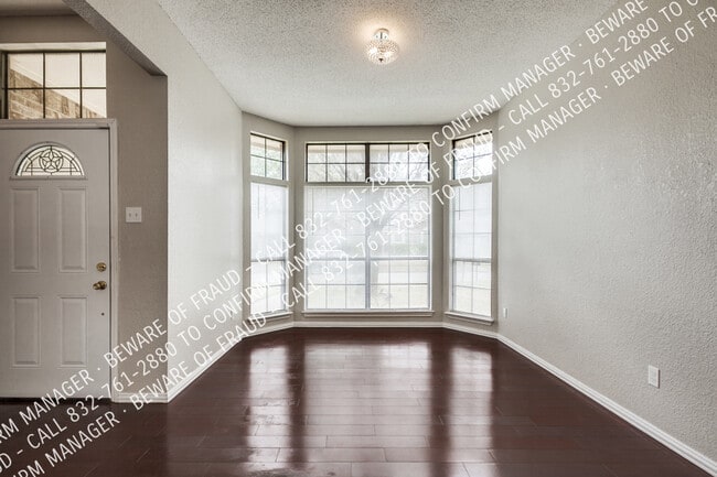 2729 Dukeswood Dr in Garland, TX - Building Photo - Building Photo