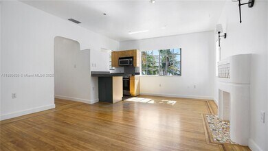 815 Euclid Ave in Miami Beach, FL - Foto de edificio - Building Photo