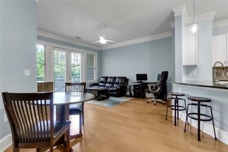 3621 Vinings Slope SE in Atlanta, GA - Building Photo - Building Photo