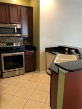 3581 Parkridge Cir in Sarasota, FL - Foto de edificio - Building Photo