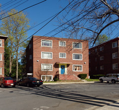 8806 Glenville Rd in Silver Spring, MD - Building Photo - Building Photo