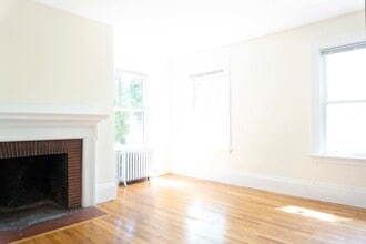 1789 Commonwealth Ave in Boston, MA - Building Photo - Building Photo