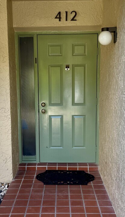 5121 Oakhill Ln in Delray Beach, FL - Building Photo