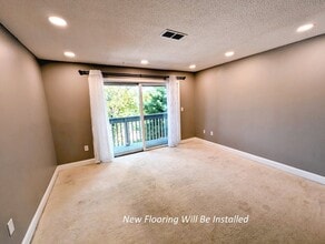 809 Franklin Crossing Rd in Franklin, MA - Building Photo - Building Photo