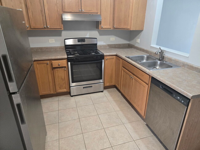1000 Bratton Ave in Marseilles, IL - Building Photo - Building Photo