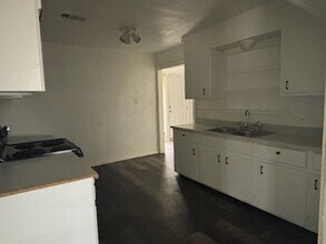 1652 Kentwood Dr in Jackson, MS - Building Photo - Building Photo