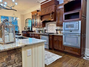 802 Jamont Cir in Alpharetta, GA - Building Photo - Building Photo