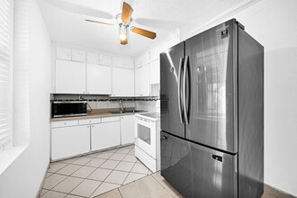 2419 Coolidge St in Hollywood, FL - Building Photo - Building Photo