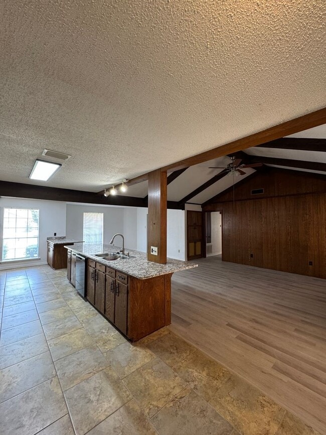 5338 Foxglove Dr in Bossier City, LA - Building Photo - Building Photo