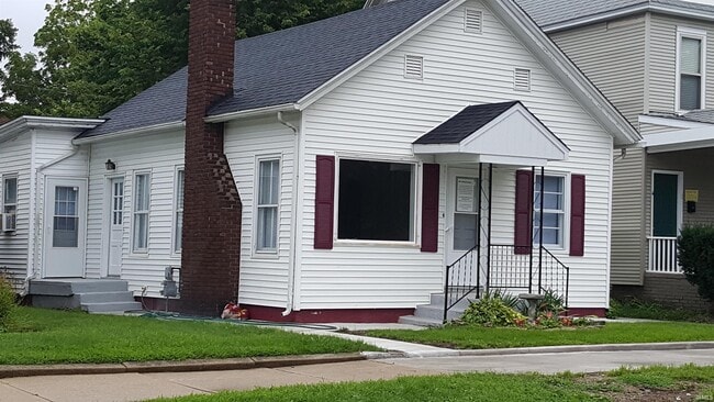 property at 222 S Taylor St
