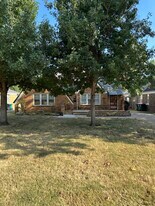 1015 NW 40th St in Oklahoma City, OK - Building Photo