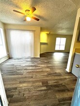 3524 Buckingham Rd-Unit -Unit 112 in Garland, TX - Building Photo - Building Photo