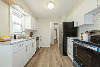 504 21st St in West Des Moines, IA - Building Photo - Building Photo