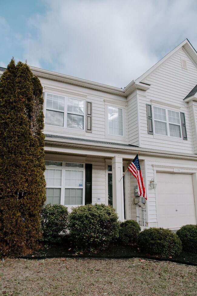 110 Quinton Oaks Cir in Stephens City, VA - Building Photo - Building Photo