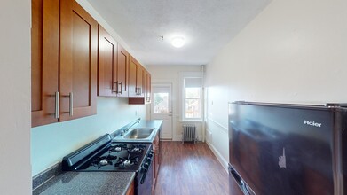 122 Washington St, Unit 57 in Boston, MA - Building Photo - Building Photo